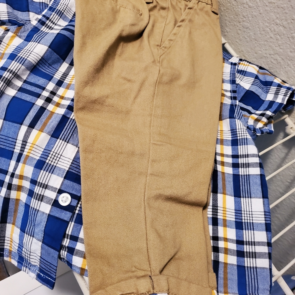 Baby Outfit - Picture 2 of 2